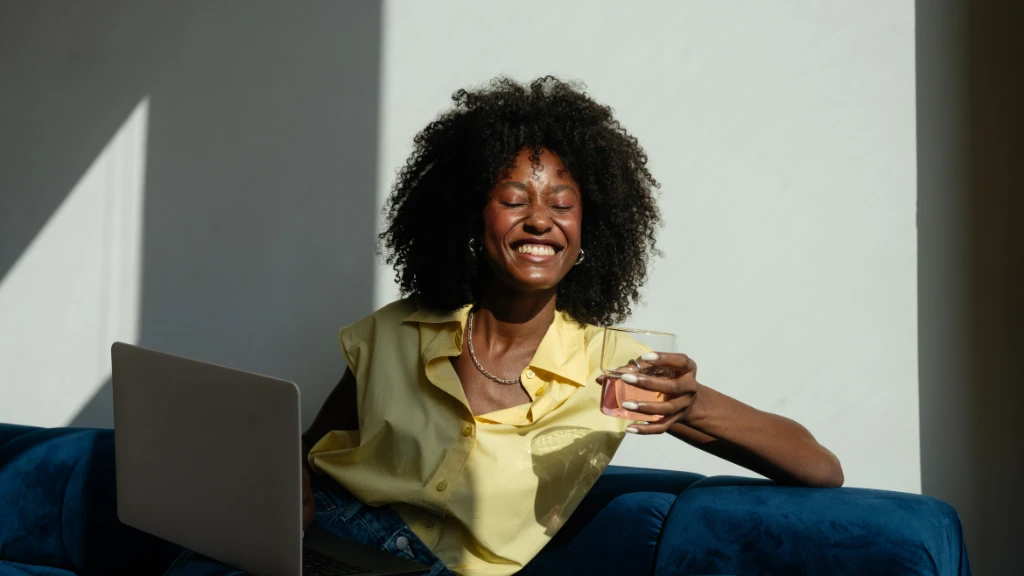 Aquablue-_6_by Isabell Janssen - Outsider.i_.JPG.jpg